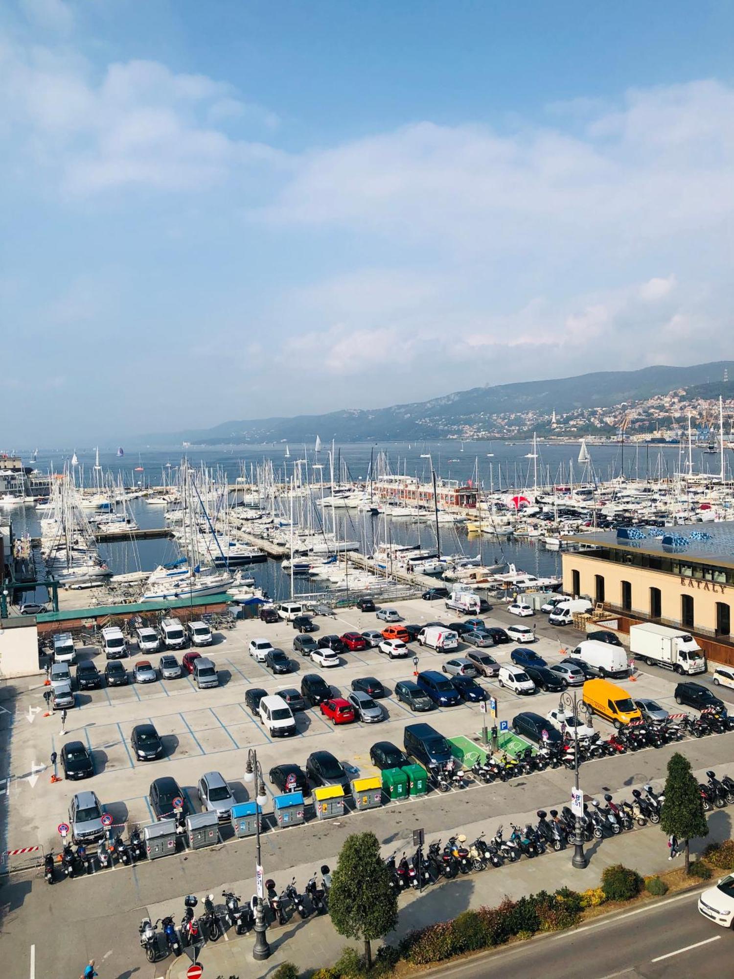 Puesta Del Sol Apartment Trieste Ngoại thất bức ảnh